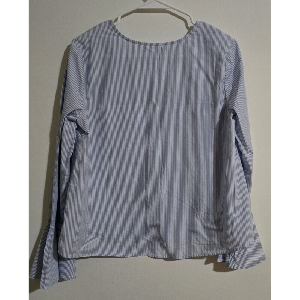 Women's SMALL Flare Sleeve V-Neck Blouse Top Shirt Blue & White Pin Stripes EUC - Picture 8 of 16